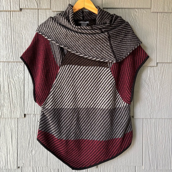 Chelsea & Theodore Wool Poncho Style Mock Neck Short Sleeve Sweater Size Small - Picture 8 of 10